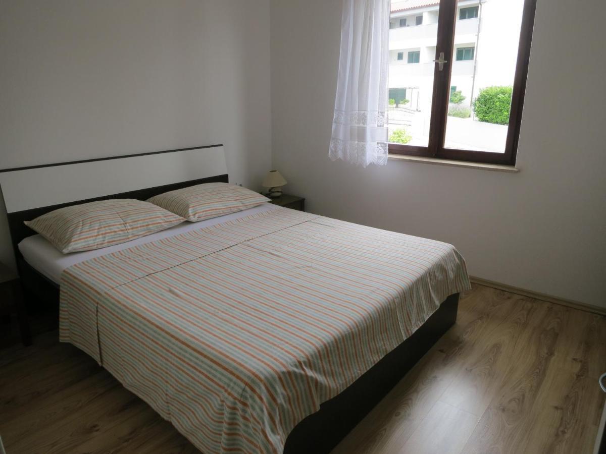 Apartment Josipa Malinska Quarto foto